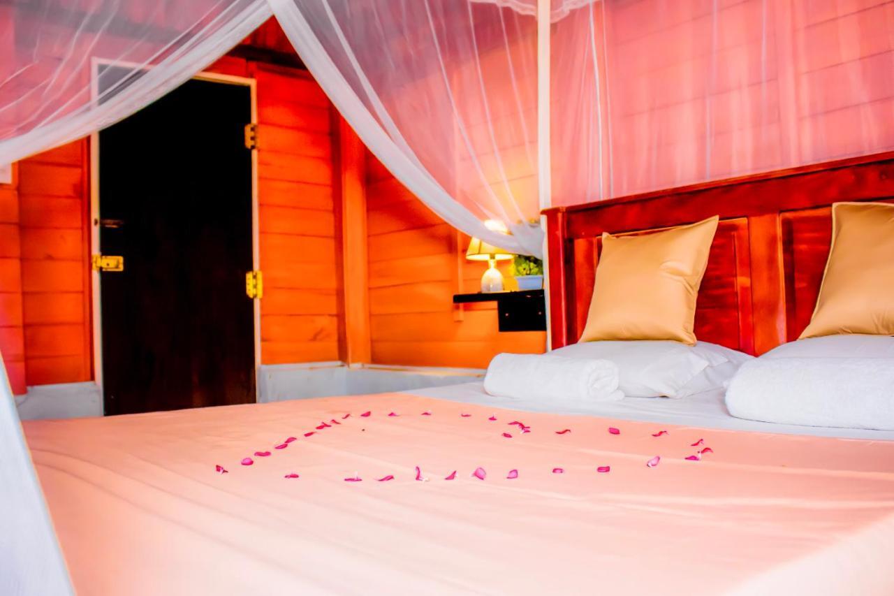 Star Light Cabanas & Restaurant Tangalle Extérieur photo